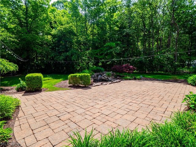 15225 Hook Hollow Road, Novelty, OH 44072