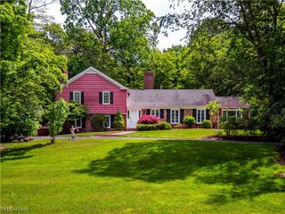 15225 Hook Hollow Road, Novelty, OH 44072