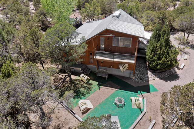 22 Palo Duro, Santa Fe, NM 87506