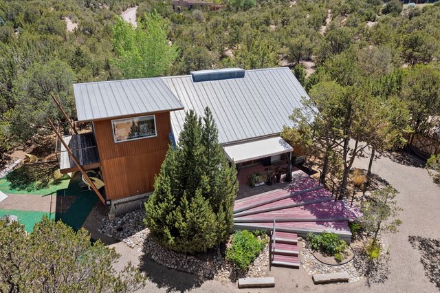 22 Palo Duro, Santa Fe, NM 87506