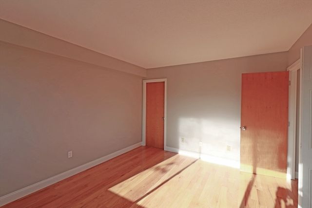 1850 Beacon St. 304, Brookline, MA 02445