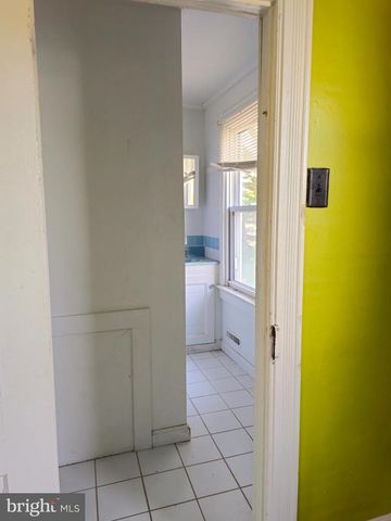 16 W HOWARD ST, Viola, DE 19979