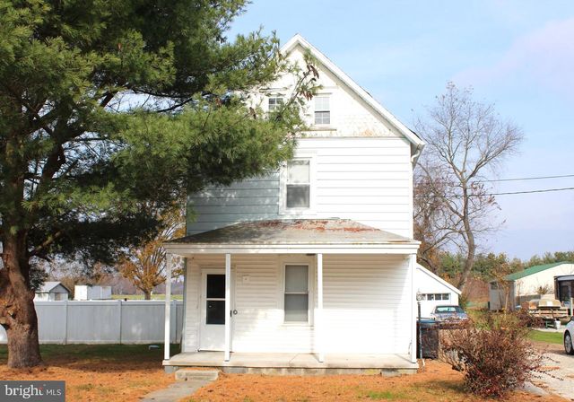 16 W HOWARD ST, Viola, DE 19979