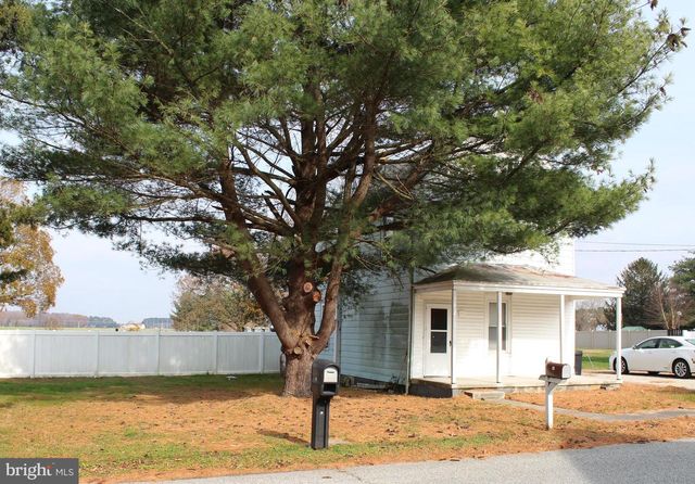 16 W HOWARD ST, Viola, DE 19979