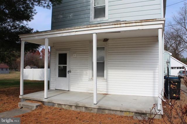 16 W HOWARD ST, Viola, DE 19979