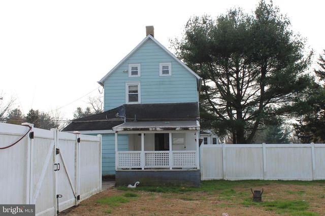 16 W HOWARD ST, Viola, DE 19979