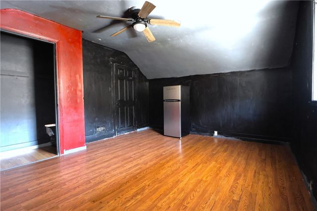 453 Spring St, Centerville, PA 15358