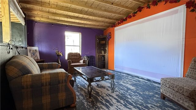 453 Spring St, Centerville, PA 15358