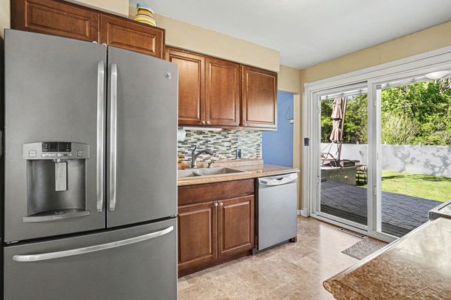 1225 Harding Road, Essexville, MI 48732