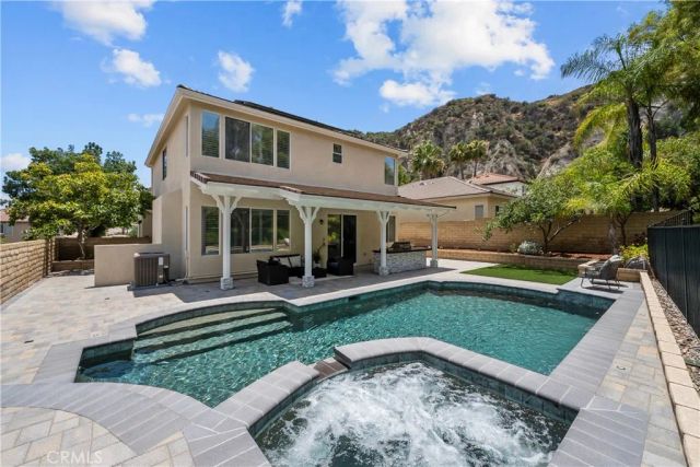 25415 Thoreau Way, Stevenson Ranch, CA 91381