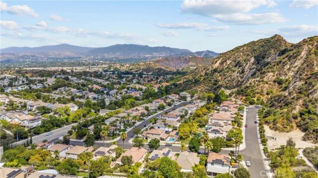 25415 Thoreau Way, Stevenson Ranch, CA 91381