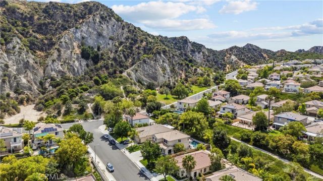 25415 Thoreau Way, Stevenson Ranch, CA 91381