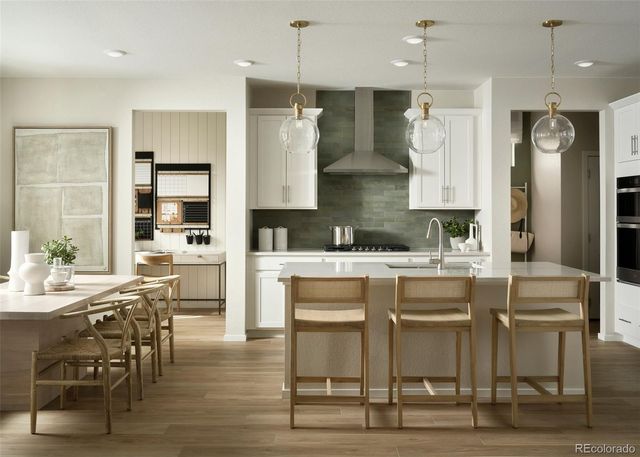 7831 S Clubview Street, Aurora, CO 80016