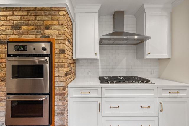 10111 Estate Lane, Dallas, TX 75238