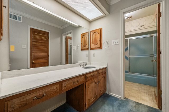 10111 Estate Lane, Dallas, TX 75238