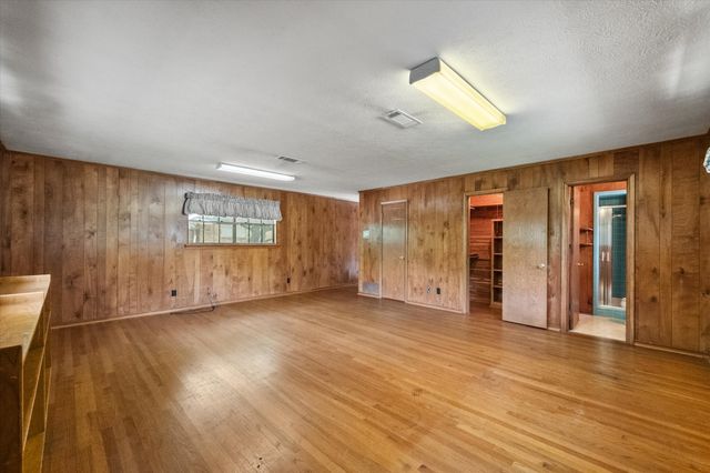 10111 Estate Lane, Dallas, TX 75238