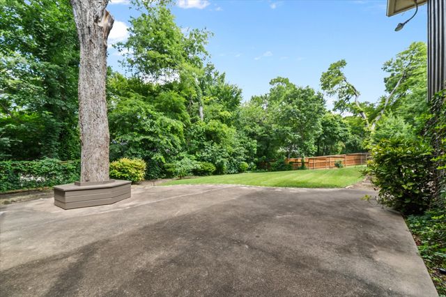 10111 Estate Lane, Dallas, TX 75238