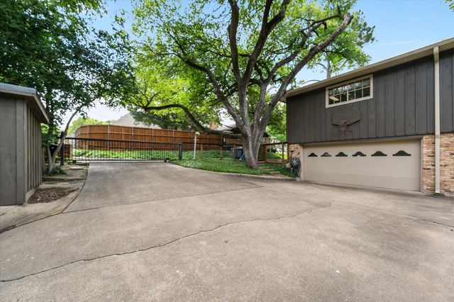 10111 Estate Lane, Dallas, TX 75238
