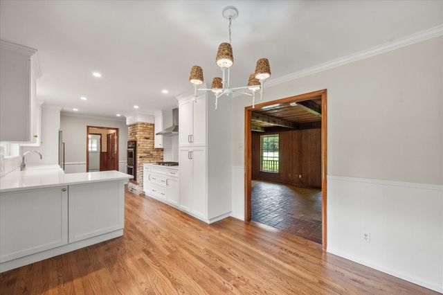 10111 Estate Lane, Dallas, TX 75238