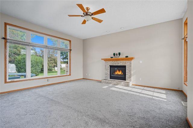 7128 Summerland Ridge Road NE, Cedar Rapids, IA 52402