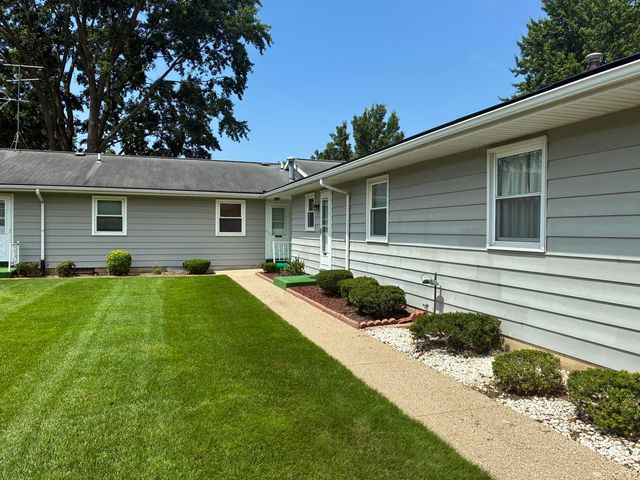 896 Andover Court SE, Grand Rapids, MI 49508