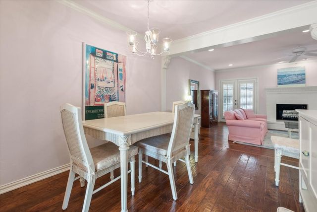 1109 Roaring Springs Road 1109, Fort Worth, TX 76114