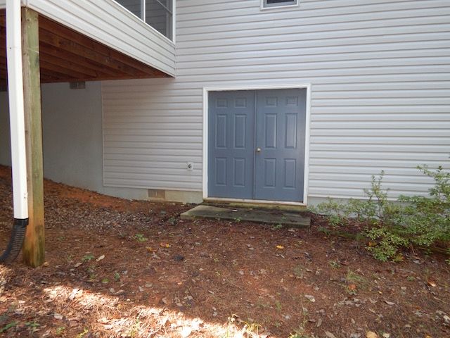 201 Red Cardinal Drive, Seneca, SC 29672