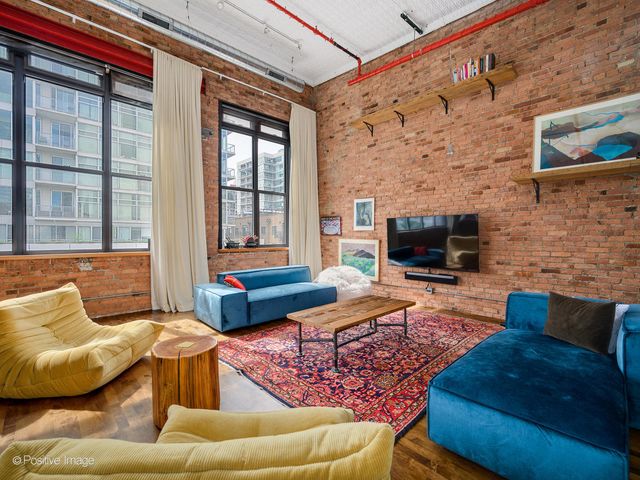 1617 S Michigan Avenue 312, Chicago, IL 60616