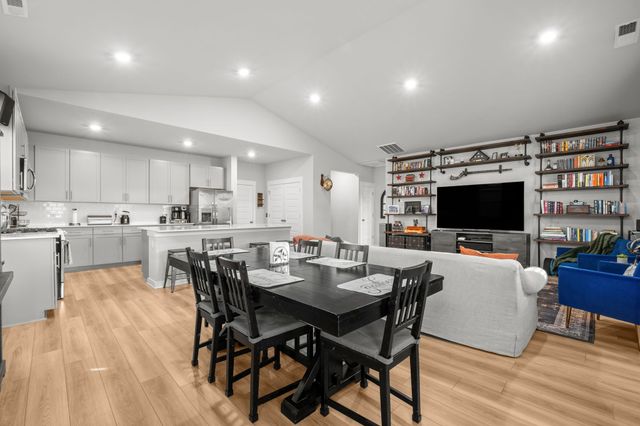 1064 Ewell Farm Cir, Spring Hill, TN 37174