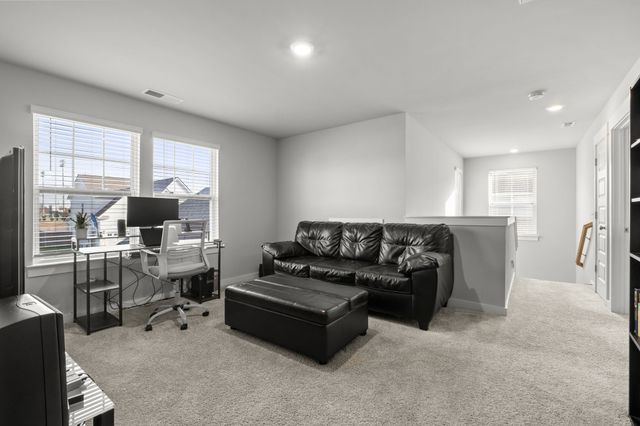 1064 Ewell Farm Cir, Spring Hill, TN 37174