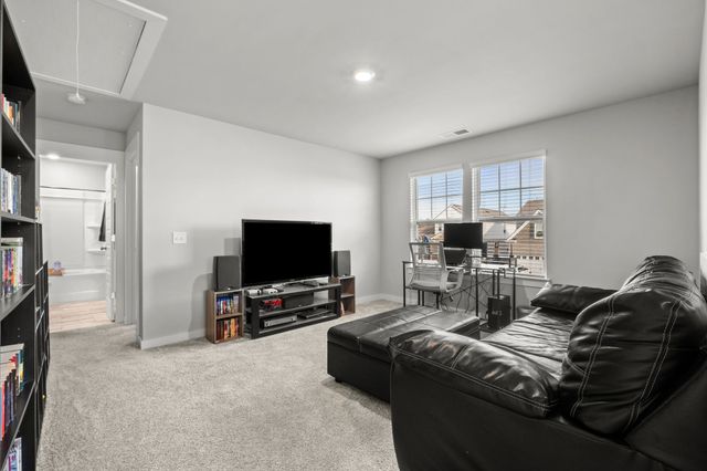 1064 Ewell Farm Cir, Spring Hill, TN 37174