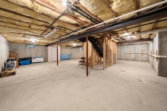 31 Stonebridge Dr 31, Hanson, MA 02341