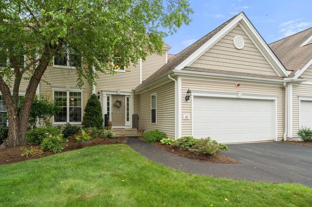 31 Stonebridge Dr 31, Hanson, MA 02341