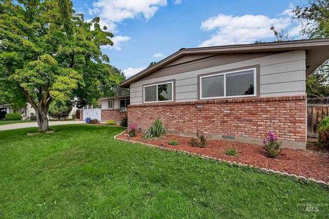8820 W San Anita, Boise, ID 83704