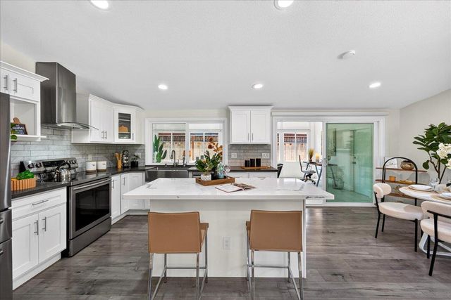 786 Lakewood Drive, Sunnyvale, CA 94089