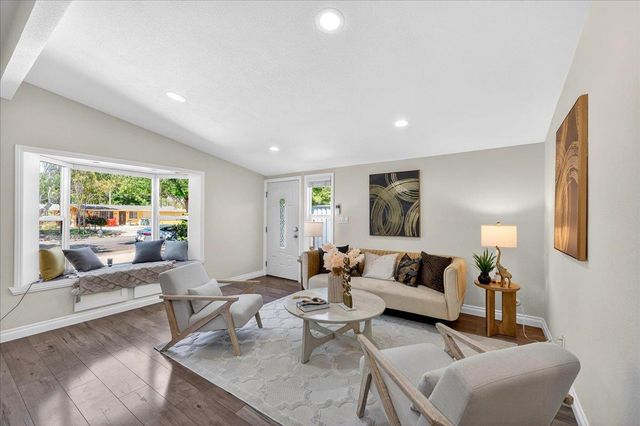 786 Lakewood Drive, Sunnyvale, CA 94089