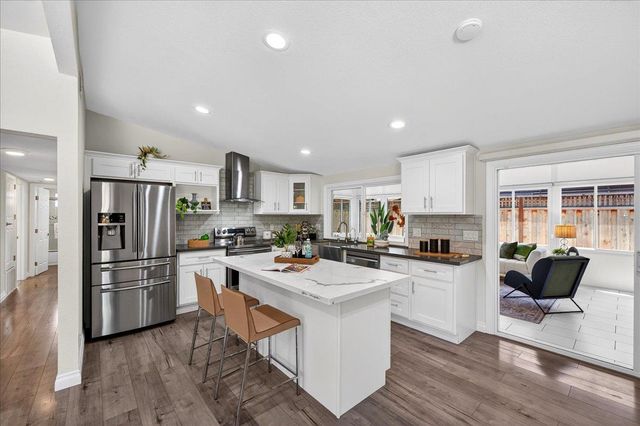 786 Lakewood Drive, Sunnyvale, CA 94089