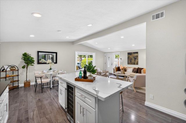 786 Lakewood Drive, Sunnyvale, CA 94089