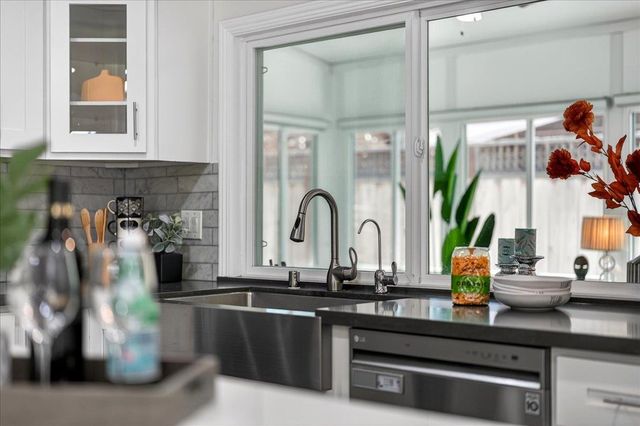 786 Lakewood Drive, Sunnyvale, CA 94089