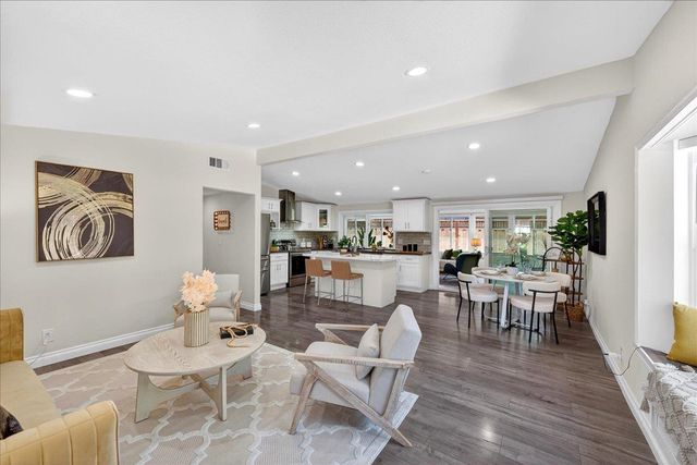 786 Lakewood Drive, Sunnyvale, CA 94089