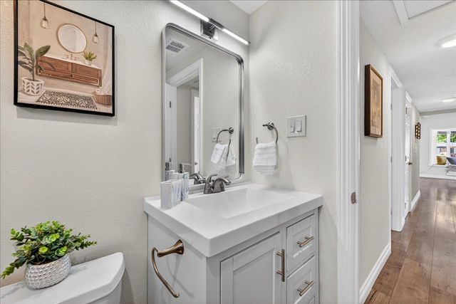 786 Lakewood Drive, Sunnyvale, CA 94089
