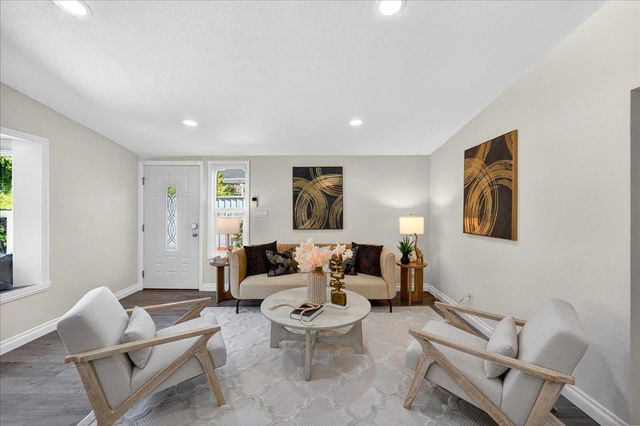 786 Lakewood Drive, Sunnyvale, CA 94089