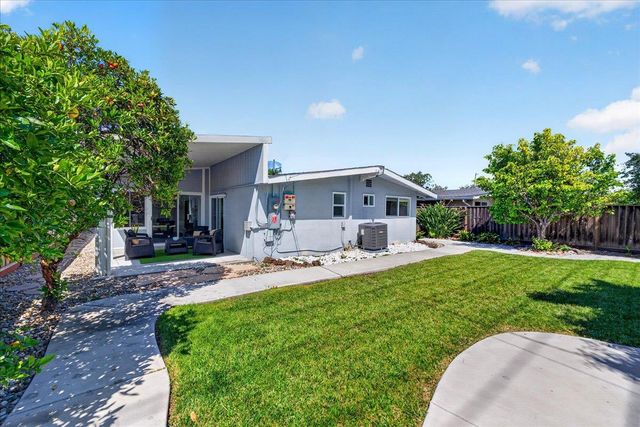 786 Lakewood Drive, Sunnyvale, CA 94089