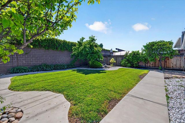 786 Lakewood Drive, Sunnyvale, CA 94089