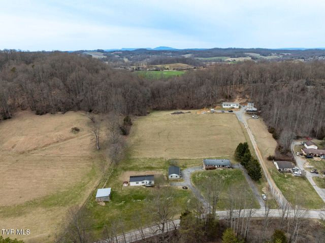 1215 Old Boones Creek Road, Jonesborough, TN 37659