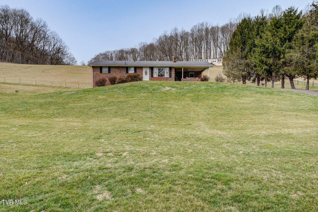 1215 Old Boones Creek Road, Jonesborough, TN 37659