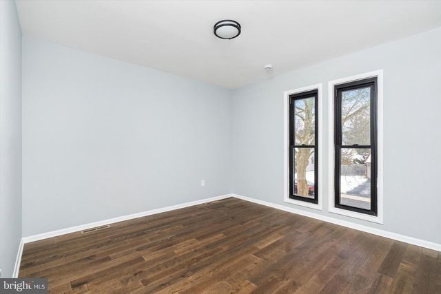 13 PENNINGTON RD, East Windsor, NJ 08520