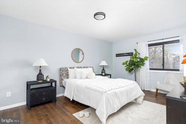 13 PENNINGTON RD, East Windsor, NJ 08520