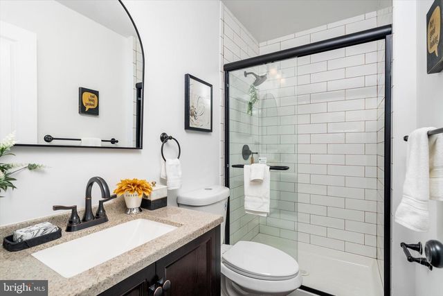 13 PENNINGTON RD, East Windsor, NJ 08520