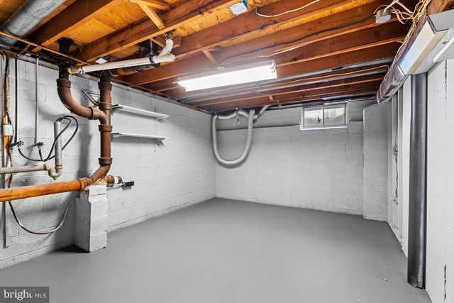 13 PENNINGTON RD, East Windsor, NJ 08520